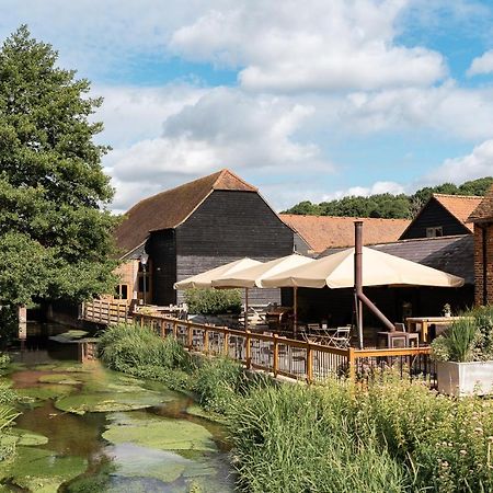 Tewinbury Farm Hotel Exterior foto