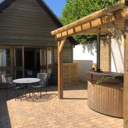 Tewinbury Farm Hotel Zimmer foto