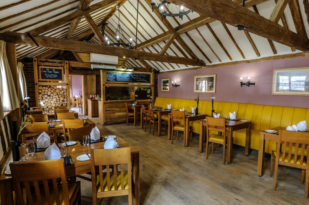 Tewinbury Farm Hotel Exterior foto